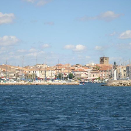 Apartamento Port Mezua Mèze Exterior foto