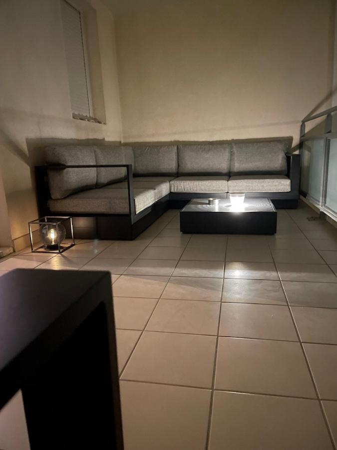Apartamento Port Mezua Mèze Exterior foto