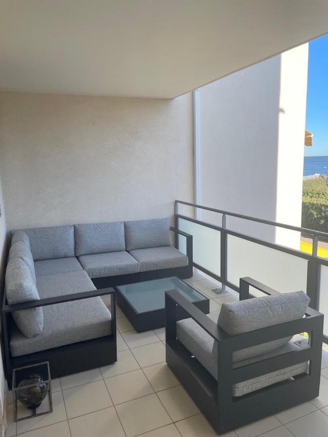 Apartamento Port Mezua Mèze Exterior foto