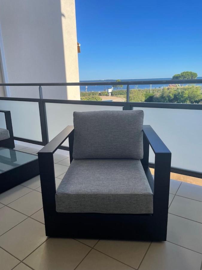 Apartamento Port Mezua Mèze Exterior foto