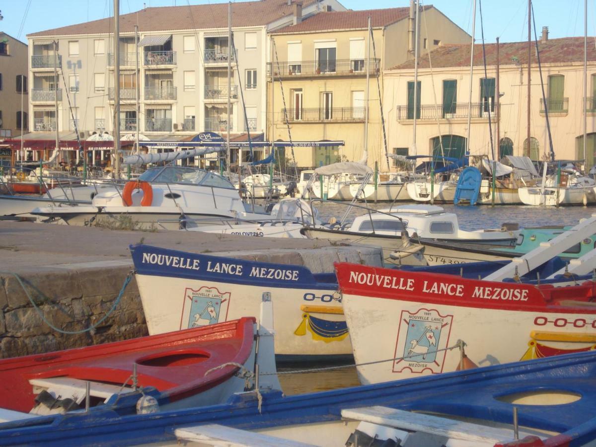 Apartamento Port Mezua Mèze Exterior foto