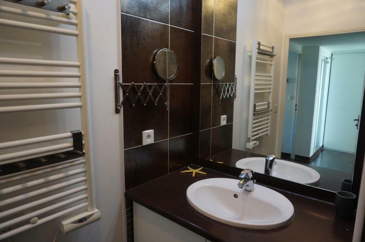 Apartamento Port Mezua Mèze Exterior foto